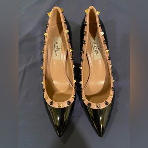Valentino Garavani black leather heals
